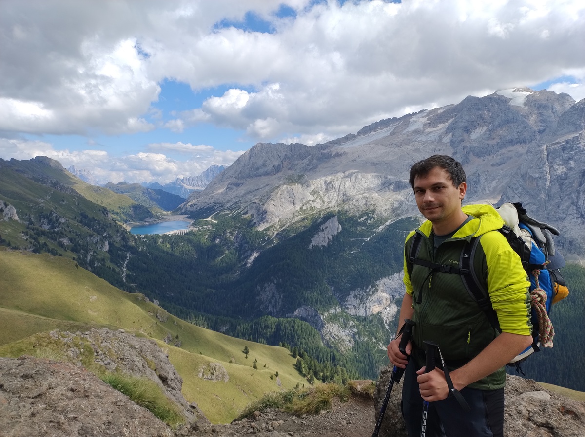Me in front of the Marmolada