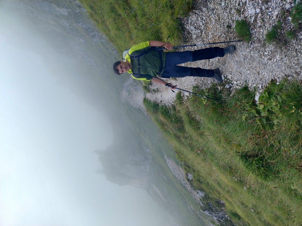 Me on the tight ledge
