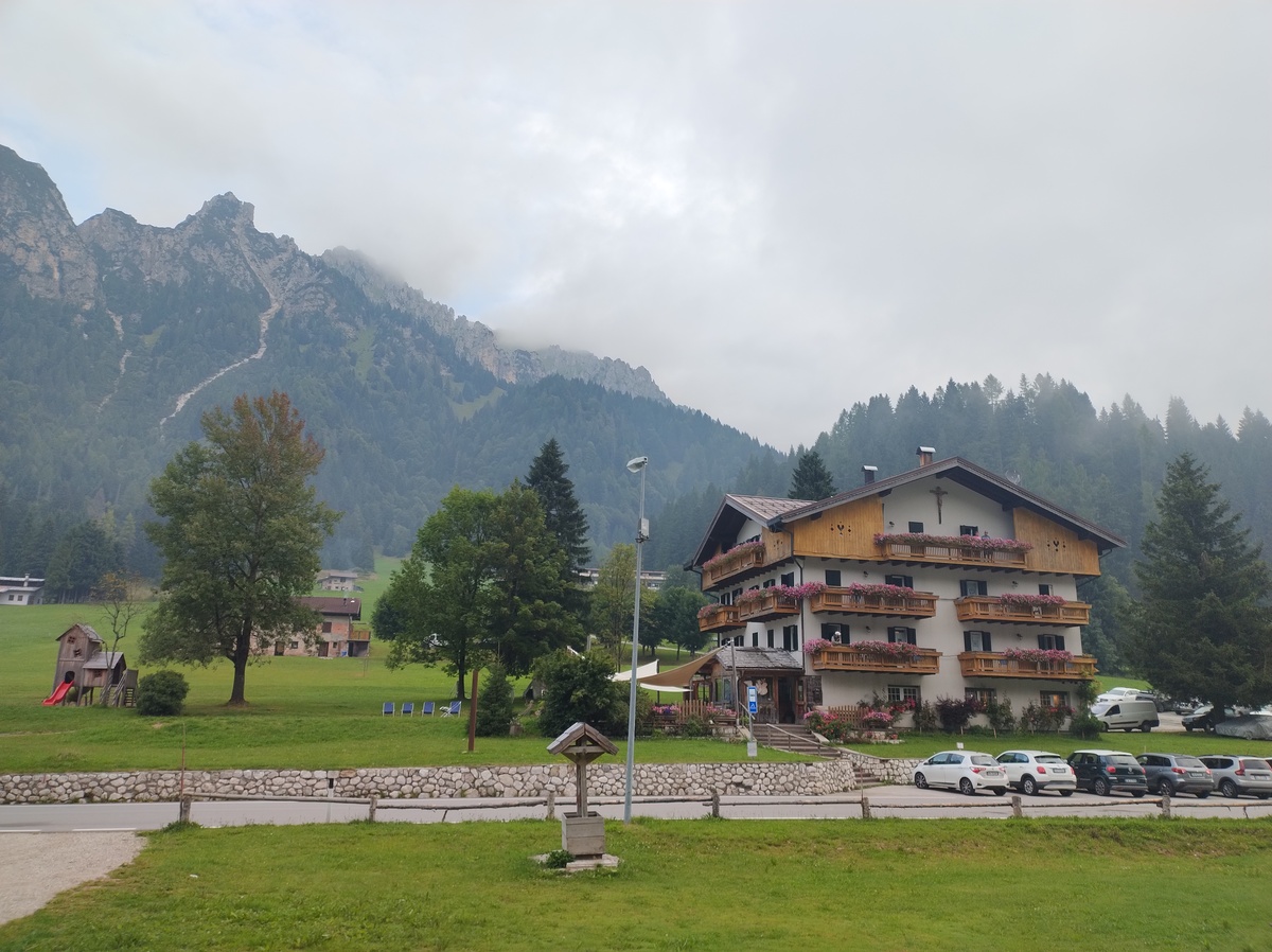 Rifugio Cereda, with the Pala Group in the background